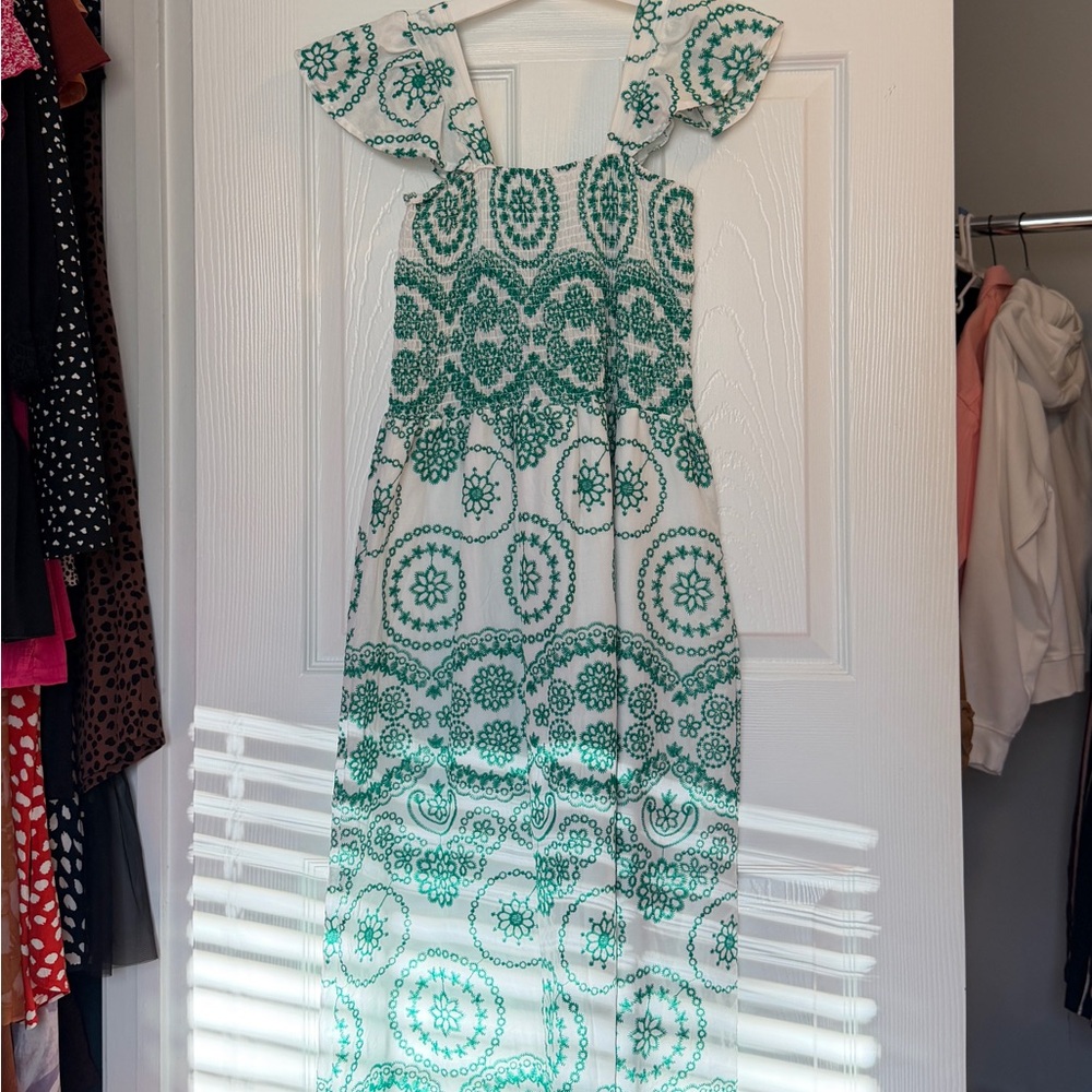 Brand New! Green and White Patterned Women's Dress